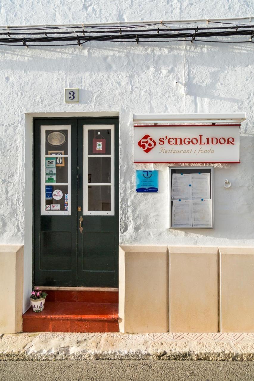 Hostal S'Engolidor Santo Tomás Kültér fotó