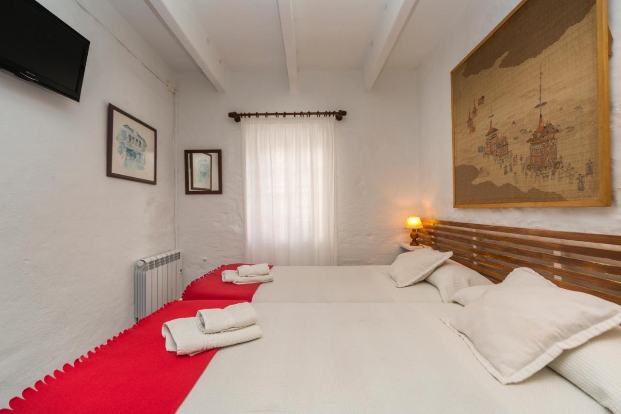 Hostal S'Engolidor Santo Tomás Kültér fotó