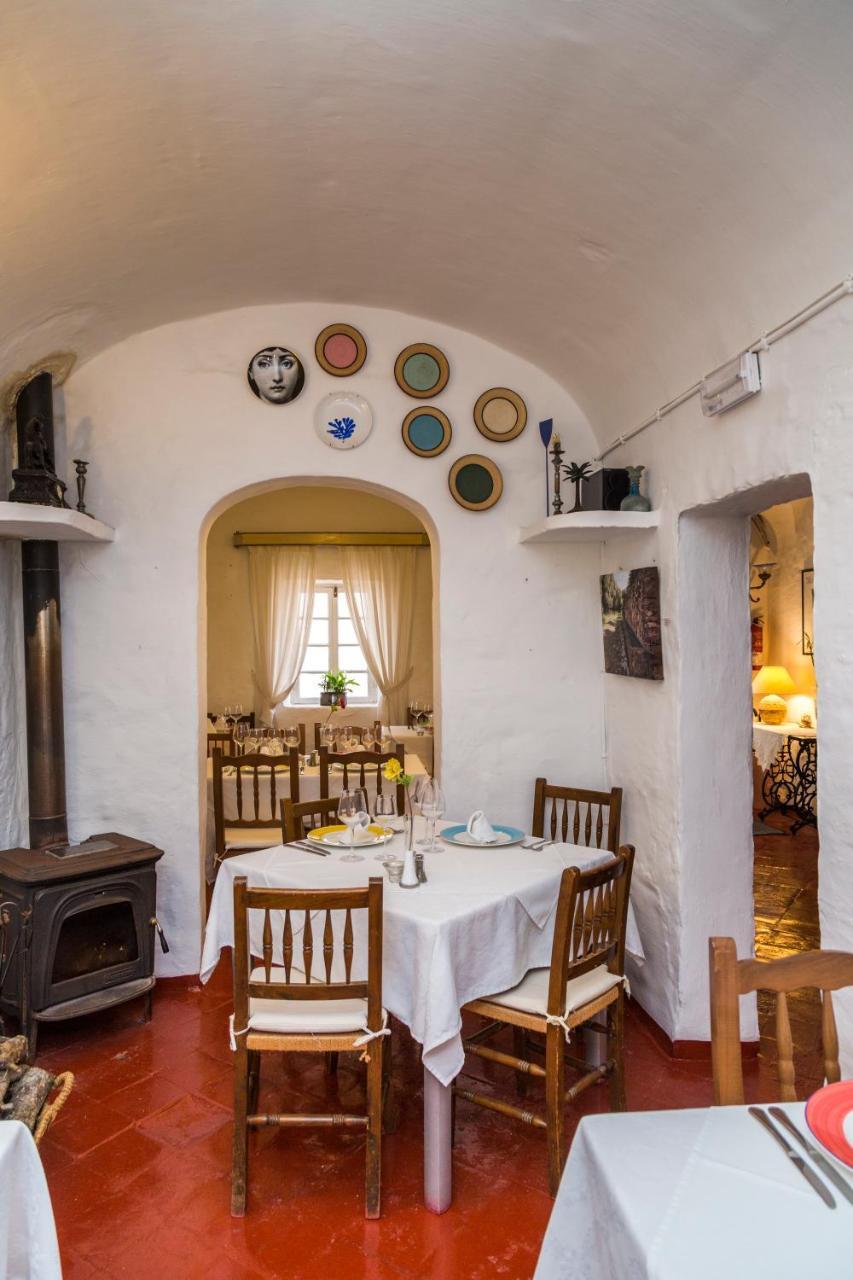 Hostal S'Engolidor Santo Tomás Kültér fotó
